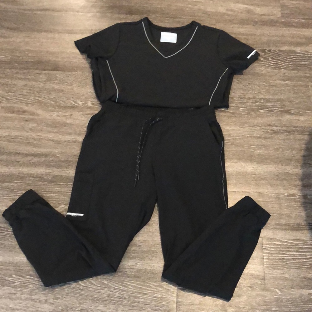 Skechers scrubs
